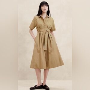 BR Poplin midi Dress with pockets